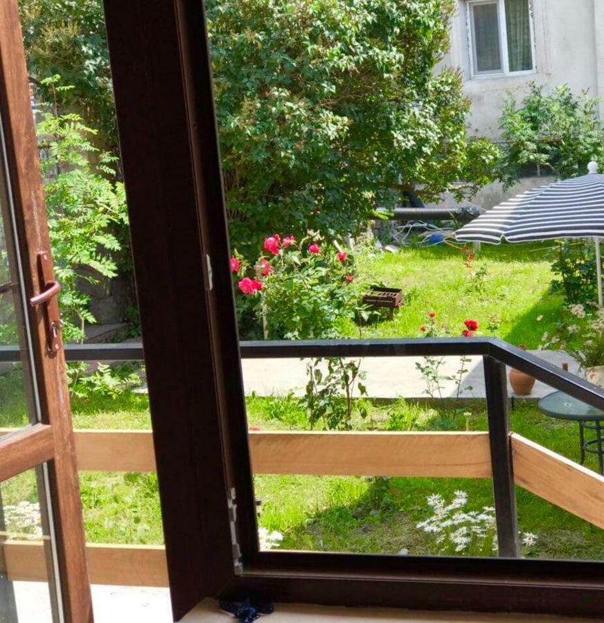 Soso Burduli'S Guesthouse 卡兹贝吉 外观 照片